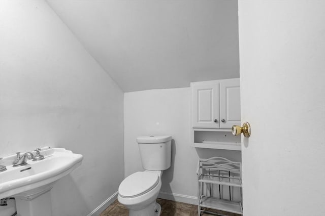 686-688 E Ave, Warwick, RI 02886 - half bath with toilet and lofted ceiling