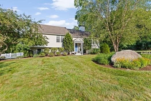 28 Christopher Ln, Scituate, MA 02066 - view of front of house