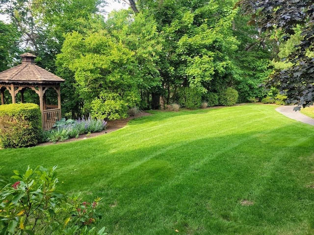 30 Ridgewood Ln, Quincy, MA 02169 - view of green lawn with a gazebo