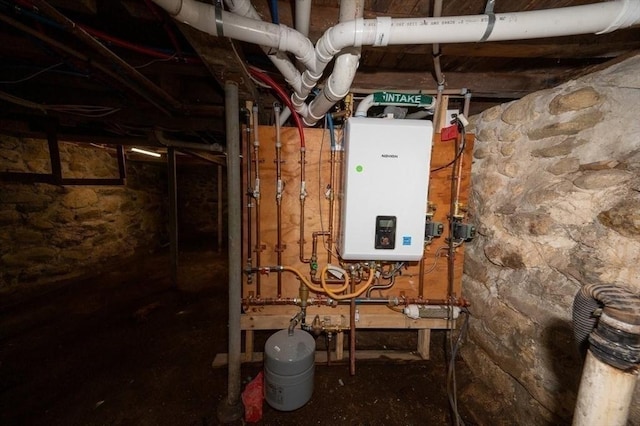 628 Rindge Rd, Fitchburg, MA 01420 - utilities featuring tankless water heater