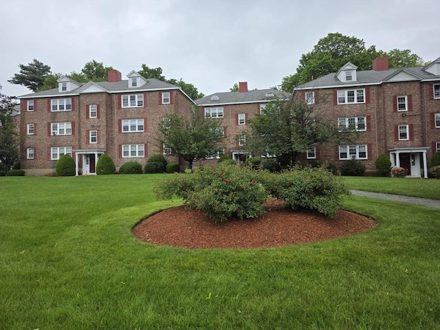 5 Dexter St Unit 6, Malden, MA 02148 - view of home's community featuring a yard