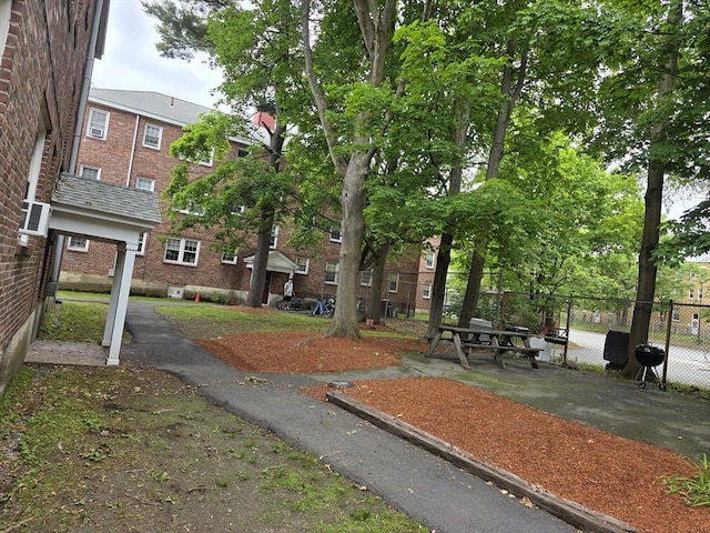 5 Dexter St Unit 6, Malden, MA 02148 - view of home's community