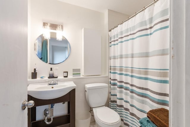 800 Bearses Way Unit 5Ec, Barnstable, MA 02601 - bathroom with toilet and a shower with curtain