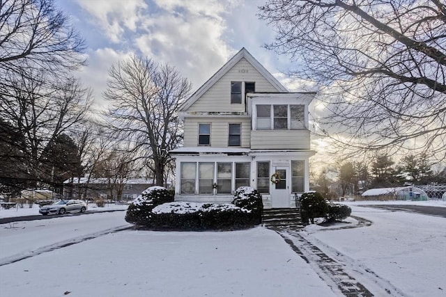 view of front of house