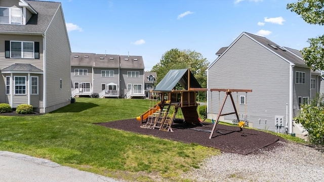 10 Sprucewood Ln Unit 10, Worcester, MA 01606 - view of play area featuring a yard
