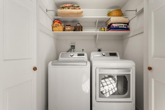 94 Laurel Dr, Needham, MA 02492 - laundry room with washer and dryer
