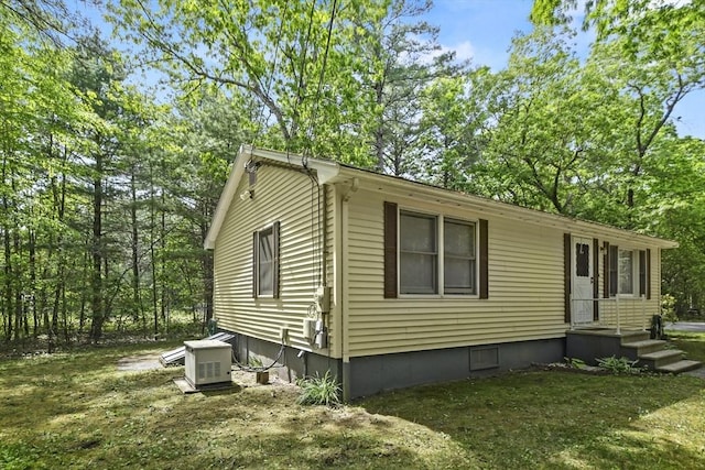 231 Georgetown Rd, Boxford, MA 01921 - view of front of house with a cooling unit