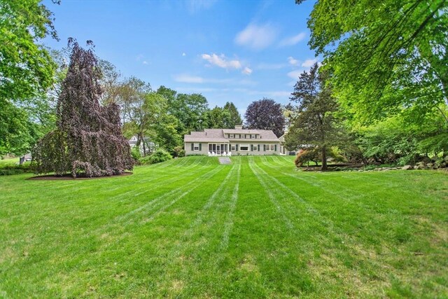 114 Chestnut St, North Reading, MA 01864 - view of grassy yard