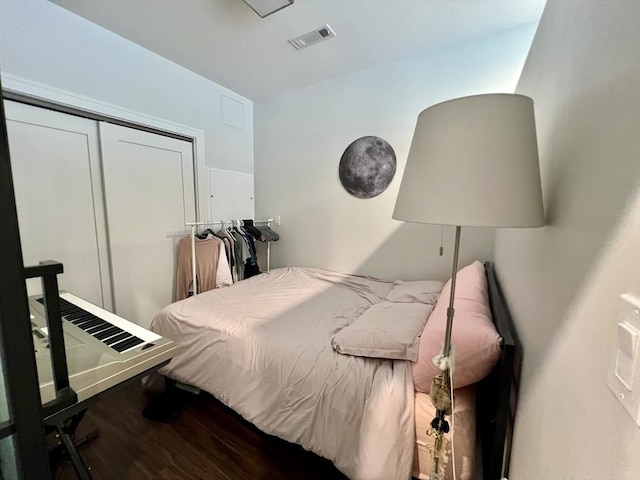 99 Sumner St Unit 307, Boston, MA 02128 - bedroom with wood finished floors and a closet