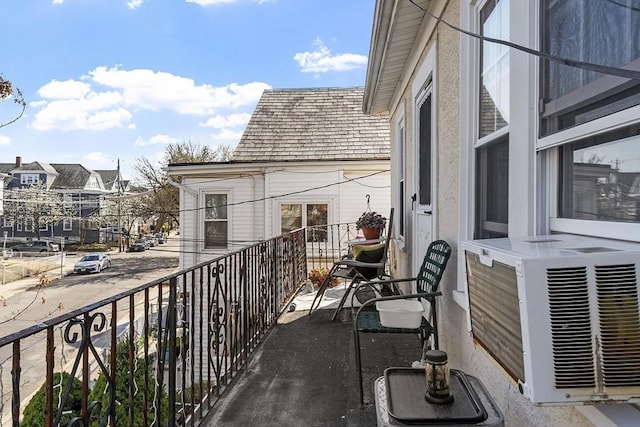 136-138 N St, Somerville, MA 02144 - view of balcony