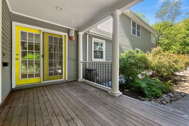 17 Topsfield Rd, Wenham, MA 01984 - view of wooden deck