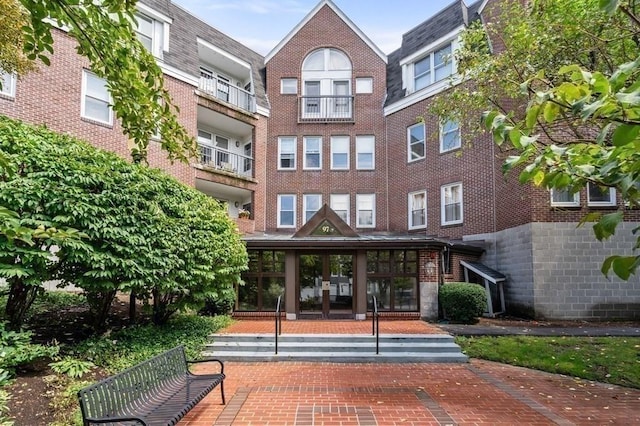 97 Anderer Ln Unit 105, Boston, MA 02132 - view of building exterior