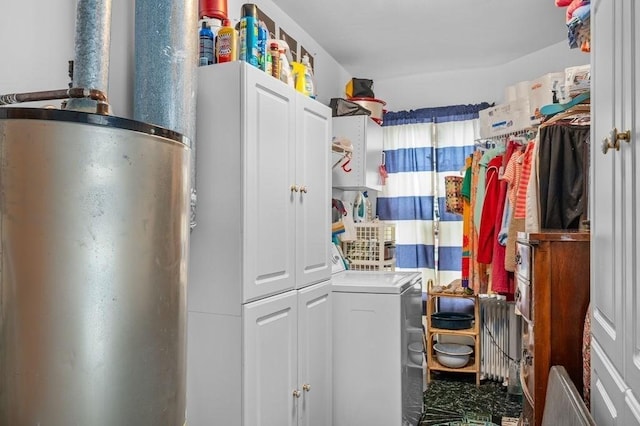 1 Carter Ave, Salisbury, MA 01952 - washroom featuring washer / clothes dryer and water heater
