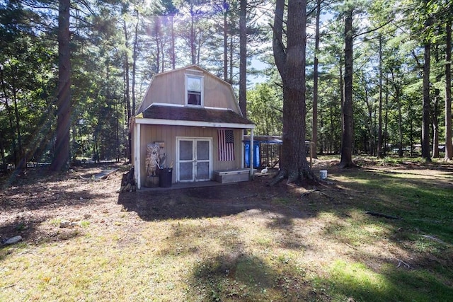 view of outdoor structure