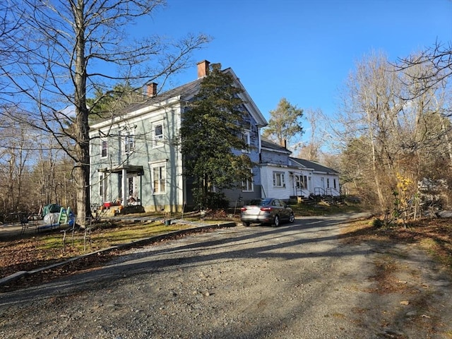 view of front of property