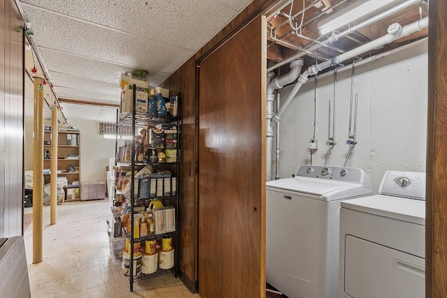 8 Janis Ter, Woburn, MA 01801 - laundry area featuring independent washer and dryer