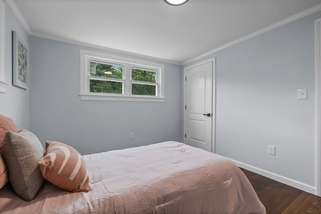8 Piedmont St, Methuen, MA 01844 - bedroom featuring dark wood finished floors, crown molding, and baseboards
