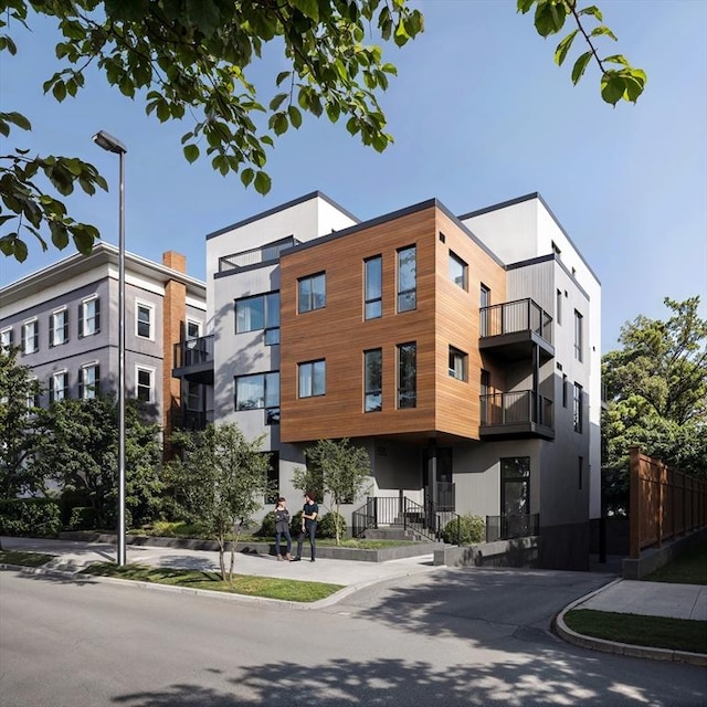 595 Broadway Unit 201, Somerville, MA 02145 - view of apartment building / complex
