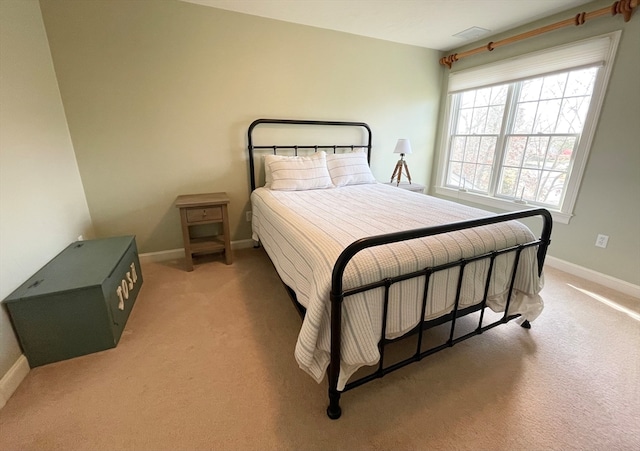 bedroom featuring carpet flooring