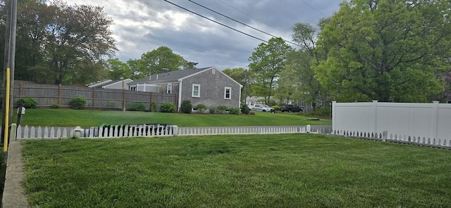 46 Beach Rd Unit B, Yarmouth, MA 02673 - view of yard