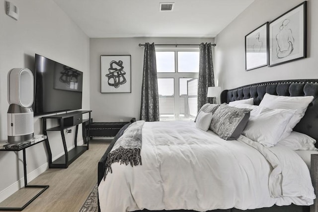 18 Artisan Dr Unit 208, Salem, NH 03079 - bedroom featuring light wood-style floors and baseboards