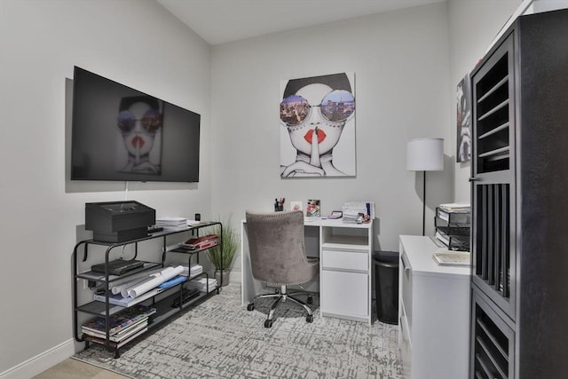 18 Artisan Dr Unit 208, Salem, NH 03079 - office with baseboards