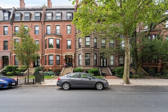 341 Beacon Unit 2F, Boston, MA 02116 - multi unit property with stairway