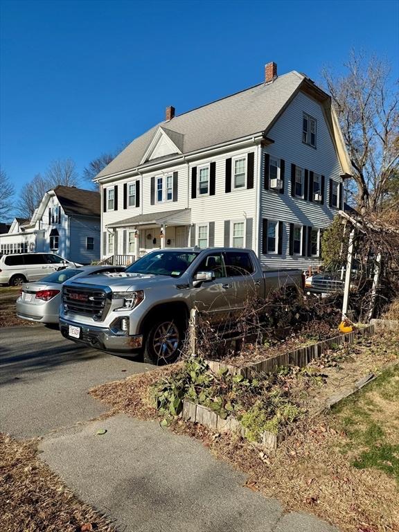 view of side of property