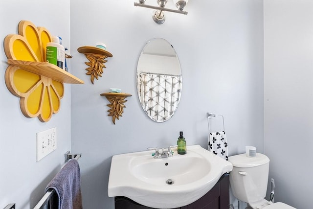 115 Elm St, Somerville, MA 02144 - full bath featuring vanity and toilet