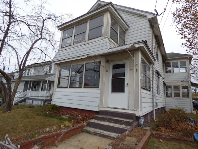 view of front of house