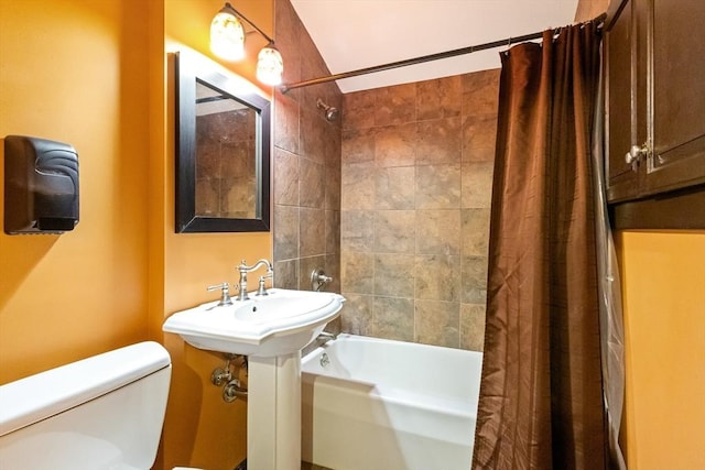 41 Yvette St, Chicopee, MA 01020 - bathroom featuring shower / tub combo and toilet