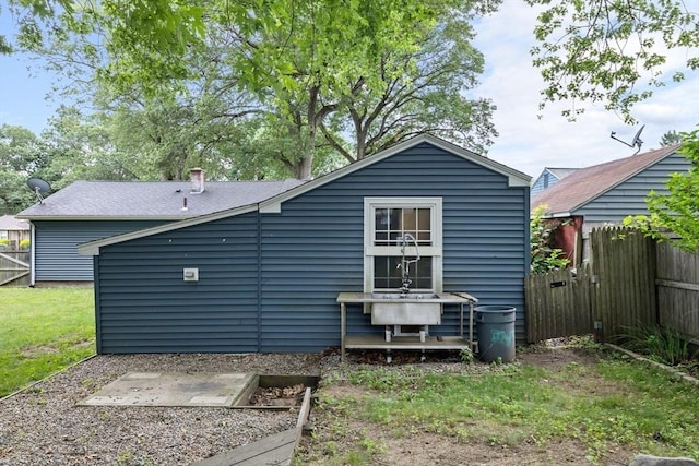 41 Yvette St, Chicopee, MA 01020 - rear view of house