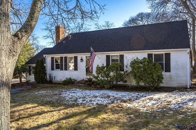 view of front of home with a front yard