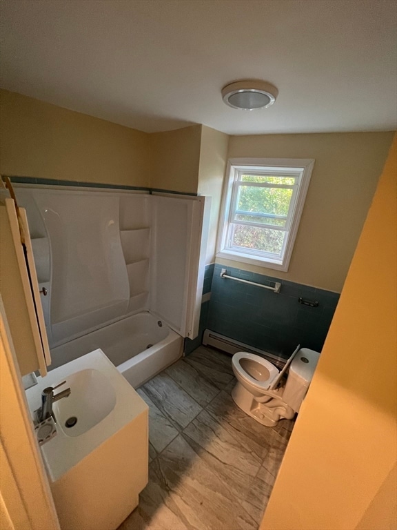 full bathroom with vanity, toilet, and shower / bathtub combination