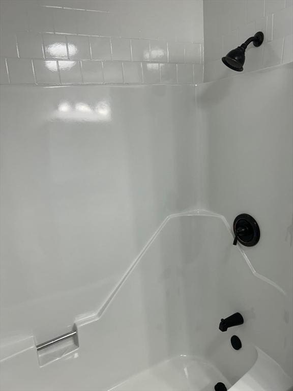 bathroom featuring shower / bathtub combination