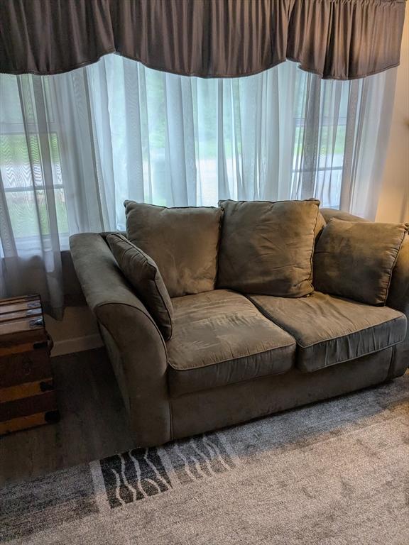 9 New Boston Rd, Dudley, MA 01571 - view of living room