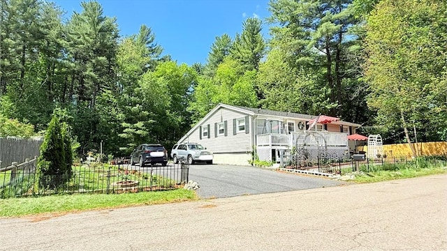 9 Willow Rd, Holbrook, MA 02343 - view of front of property with driveway