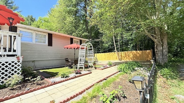 9 Willow Rd, Holbrook, MA 02343 - view of yard