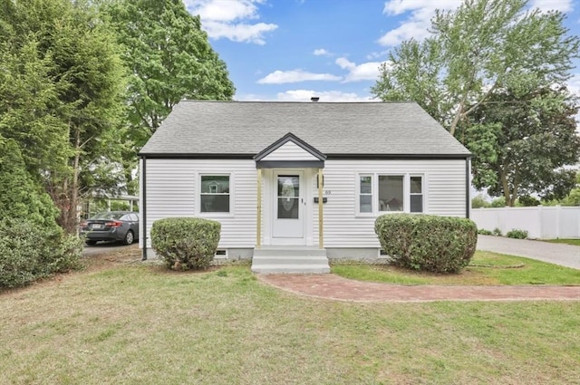 69 Notre Dame St, Springfield, MA 01104 - new england style home featuring a shingled roof