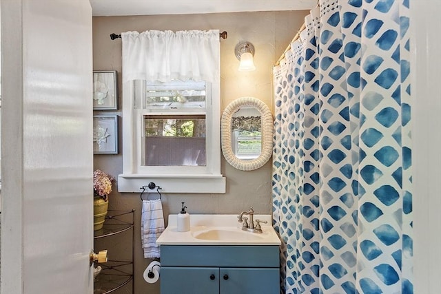 24 Summit Ave, Chelmsford, MA 01824 - bathroom with vanity and curtained shower