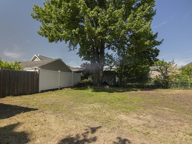 33 Altoona Rd, Dedham, MA 02026 - view of yard