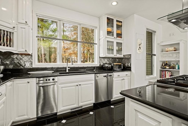 44 Southpoint Ln, Ipswich, MA 01938 - kitchen with dishwasher, ventilation hood, dark countertops, and recessed lighting