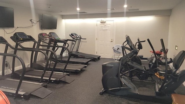 exercise room with visible vents