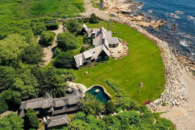 bird's eye view with a water view