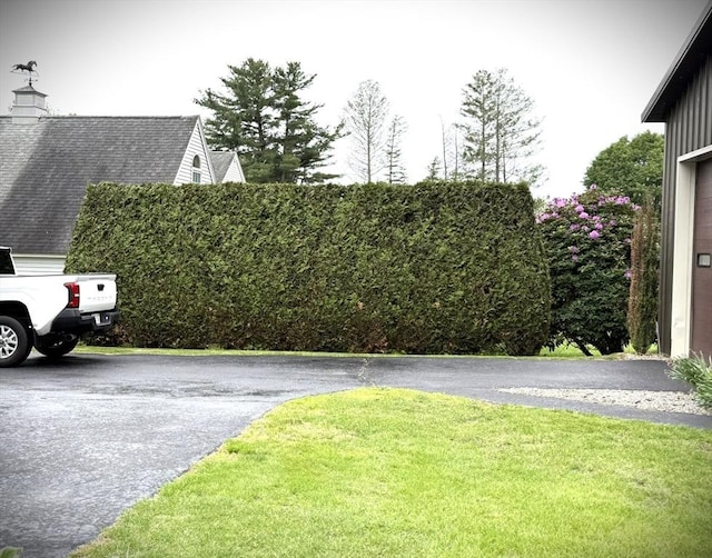 4 Perryville Rd, Webster, MA 01570 - view of asphalt road