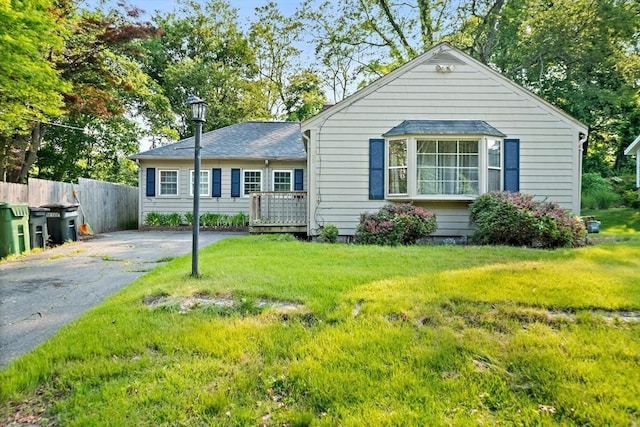 32 Standish Ave, Plymouth, MA 02360 - view of front facade featuring asphalt driveway
