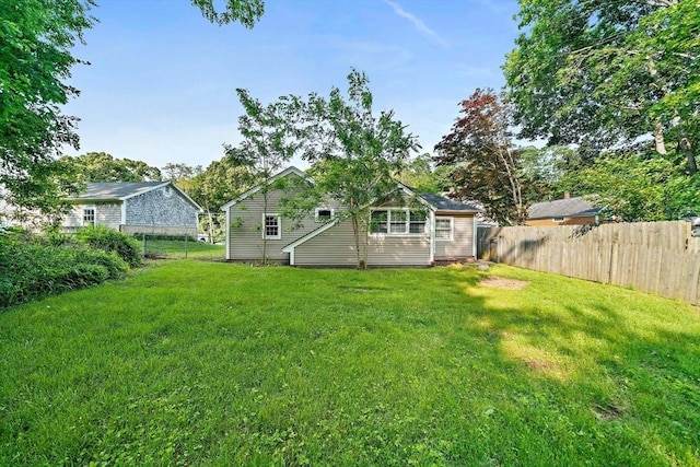 32 Standish Ave, Plymouth, MA 02360 - view of yard