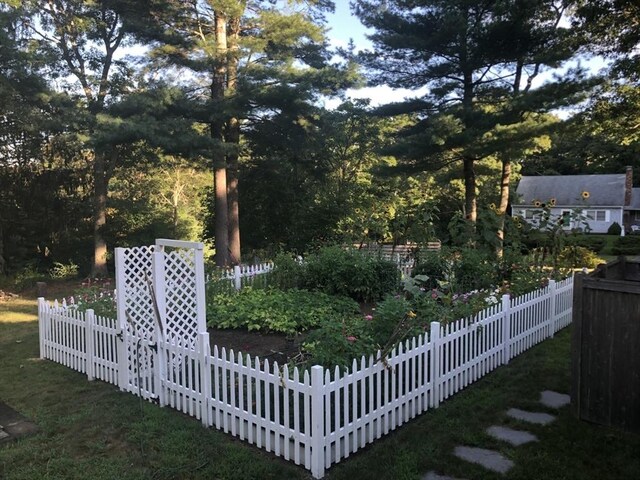 11 Michael Rd, Bourne, MA 02559 - view of yard with fence