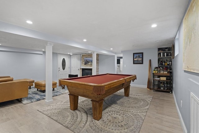 rec room with recessed lighting, billiards, and light wood-type flooring