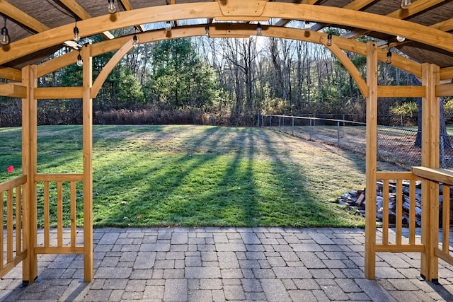 view of yard featuring a patio